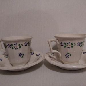 4 Henry Ford Museum Iroquois China Periwinkle foot